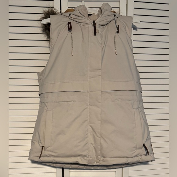 PrAna Banajaara Cream Hooded Vest with Faux Fur Trim - Picture 10 of 12